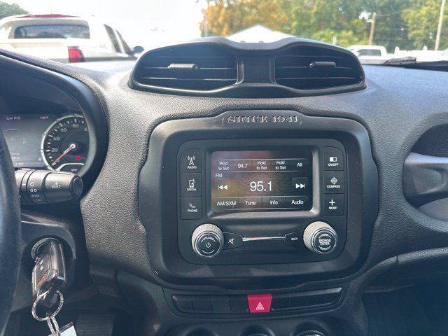Used 2015 Jeep Renegade Trailhawk AWD/4WD image 16