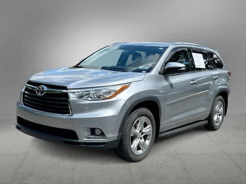 Used 2015 Toyota Highlander Limited AWD/4WD image 1
