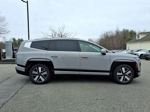 New 2026 Hyundai Ioniq 9 SEL image 2