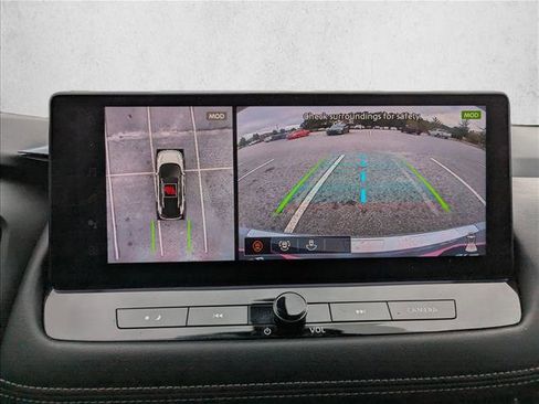 Used 2025 Nissan Rogue Platinum image 19