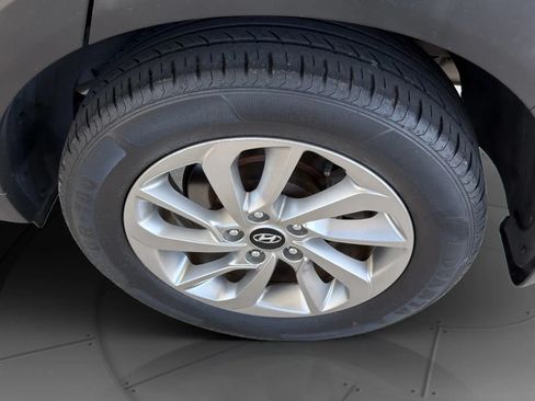 Used 2017 Hyundai Tucson SE w/ SE Popular Package 02 FWD image 22