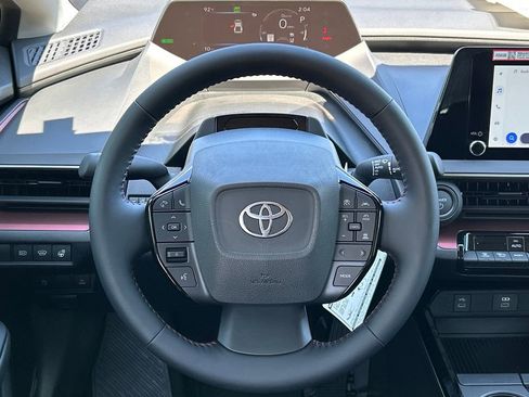 New 2026 Toyota Prius Plug-In Hybrid FWD image 32