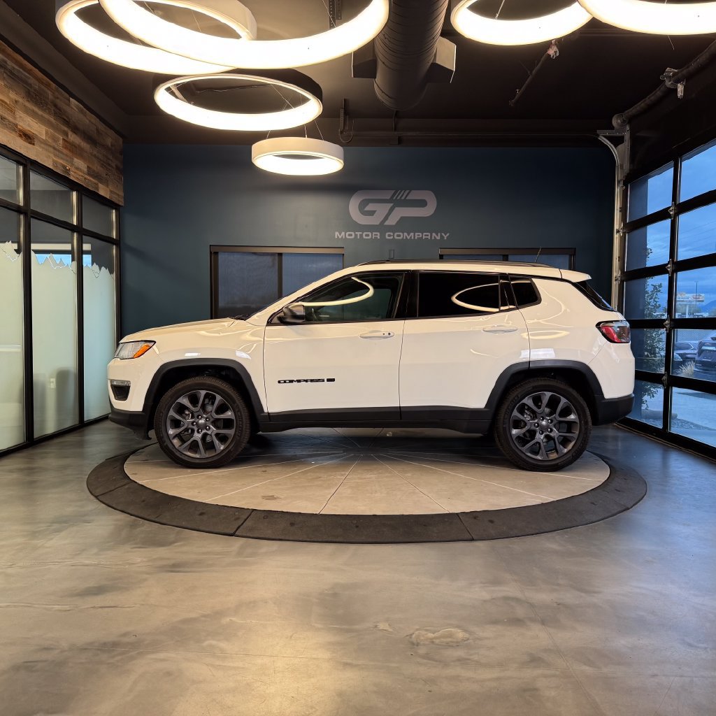 Used 2021 Jeep Compass Latitude AWD/4WD image 6