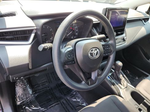 Used 2024 Toyota Corolla LE FWD image 11