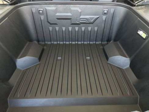 New 2026 GMC Hummer EV SUV image 28