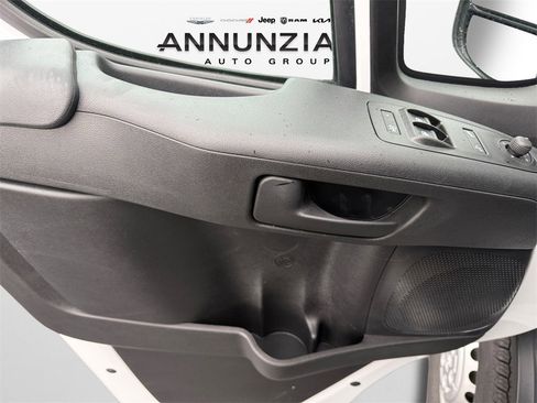 New 2026 RAM ProMaster 2500 w/ Premium Convenience Group image 28