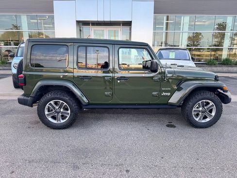 Used 2021 Jeep Wrangler Unlimited Sahara AWD/4WD image 38
