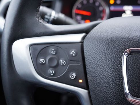 Certified 2023 GMC Acadia SLT w/ Preferred Package image 37