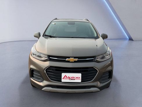 Used 2020 Chevrolet Trax LT w/ LT Convenience Package AWD/4WD image 8