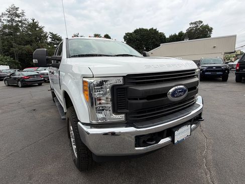 Used 2017 Ford F250 XL w/ Power Equipment Group AWD/4WD image 10