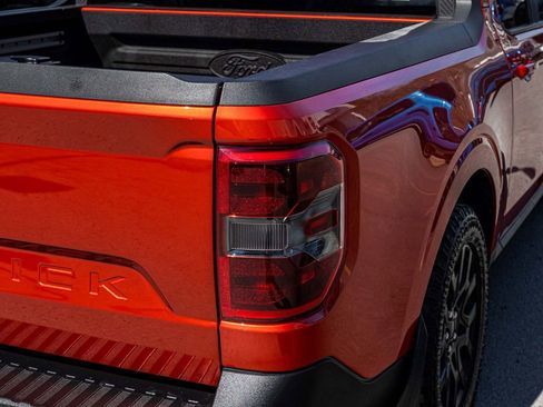 Used 2022 Ford Maverick Lariat w/ Lariat Luxury Package image 39