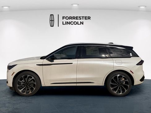New 2026 Lincoln Nautilus Black Label AWD/4WD image 6