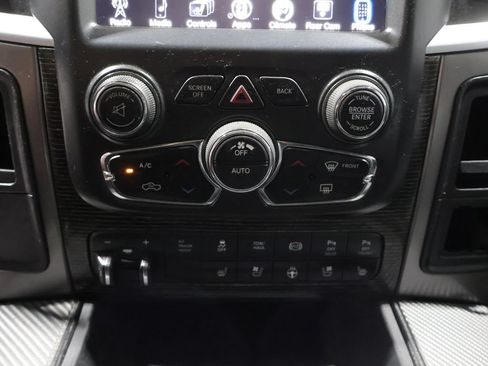 Used 2017 RAM 3500 Laramie Longhorn RWD image 34