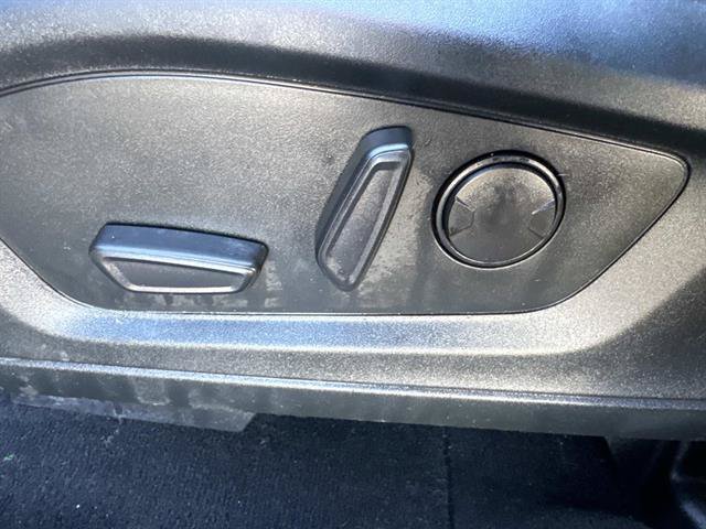 Certified 2020 Ford Explorer XLT w/ Equipment Group 202A AWD/4WD image 11
