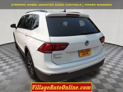 Used 2021 Volkswagen Tiguan SE image 11