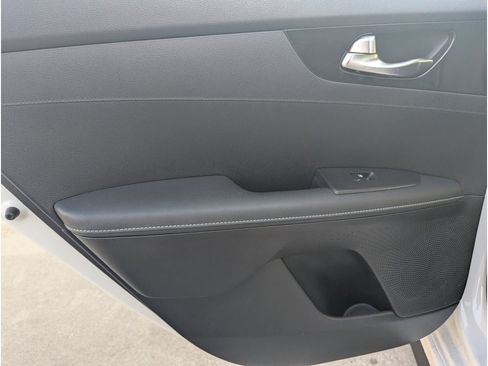 Used 2024 Kia Forte GT-Line w/ GT-Line Premium Package FWD image 15