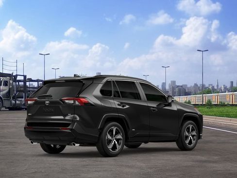 New 2025 Toyota RAV4 SE image 10