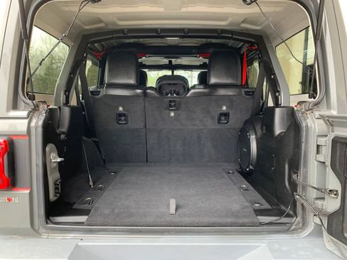 Used 2019 Jeep Wrangler Unlimited Rubicon AWD/4WD image 40