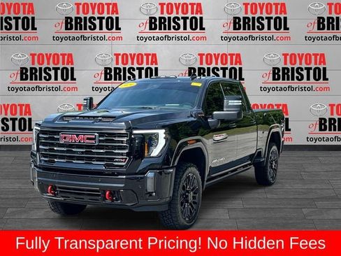Used 2024 GMC Sierra 2500 AT4 w/ AT4 Premium Plus Package AWD/4WD image 8
