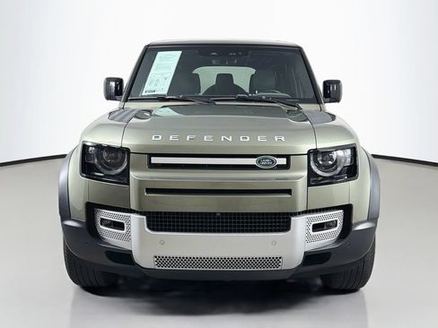 Used 2022 Land Rover Defender 110 S AWD/4WD image 2