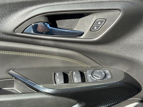 Used 2026 Chevrolet Trax LT w/ Driver Confidence Package image 29