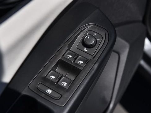 New 2026 Volkswagen Taos S AWD/4WD image 8