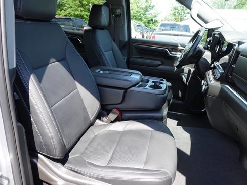 Used 2023 Chevrolet Silverado 1500 LT AWD/4WD image 33