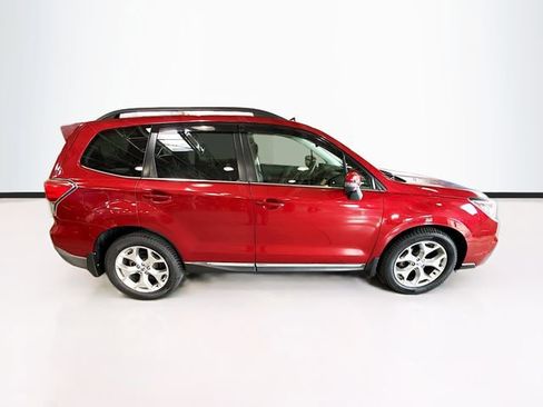 Used 2018 Subaru Forester 2.5i Touring AWD/4WD image 5