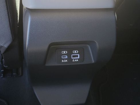 Used 2025 Subaru Crosstrek 2.0i Premium w/ Convenience Package #2 image 14