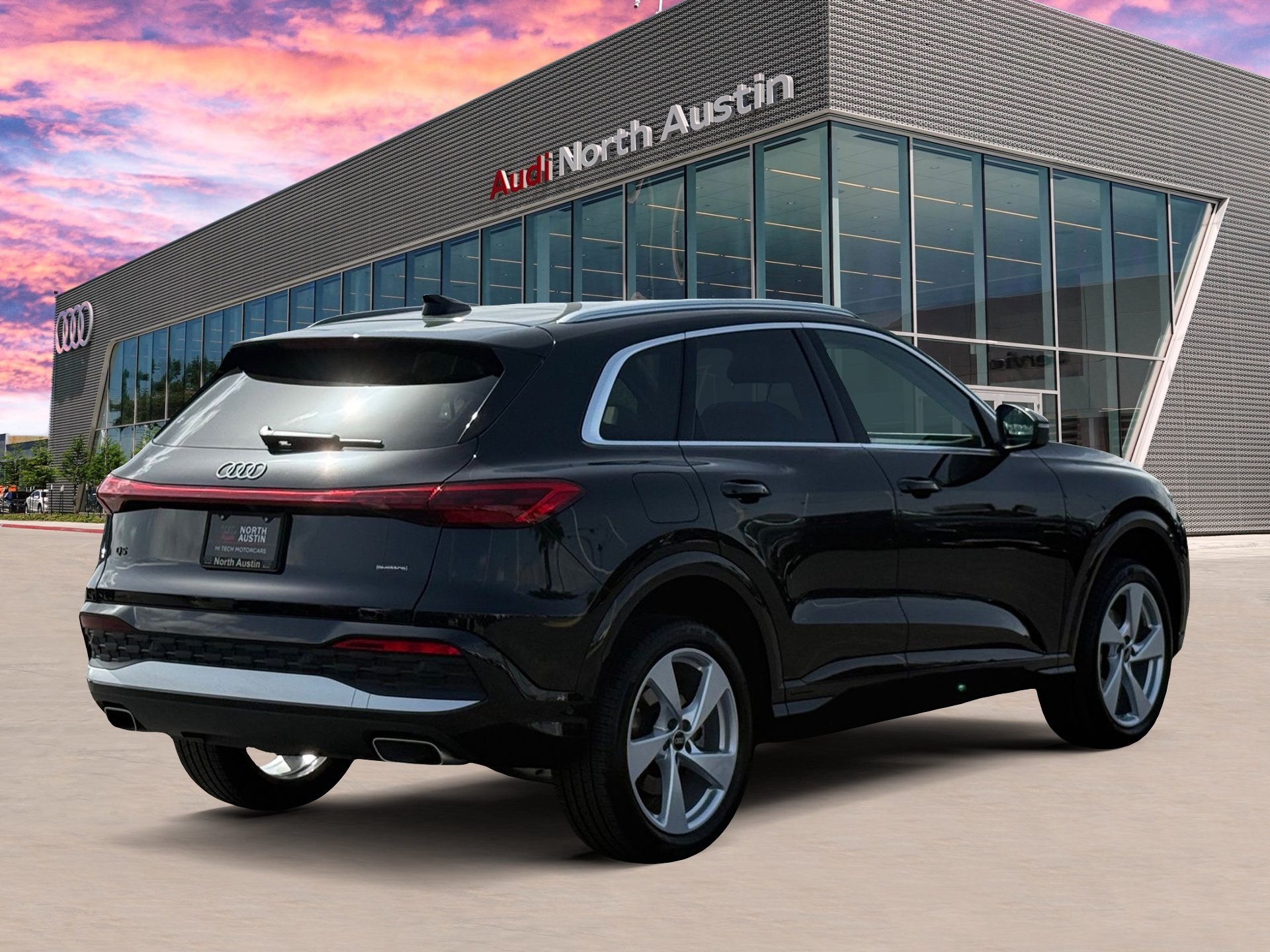 Used 2025 Audi Q5 Premium w/ Premium Plus AWD/4WD image 9