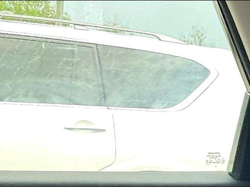 Certified 2025 Nissan Pathfinder SV w/ Black Appearance Package FWD image 5