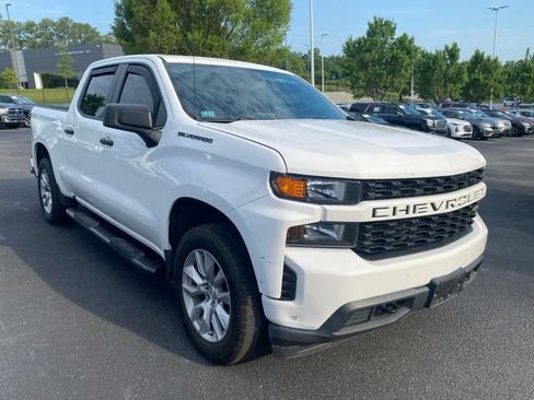 Used 2019 Chevrolet Silverado 1500 Custom AWD/4WD image 1