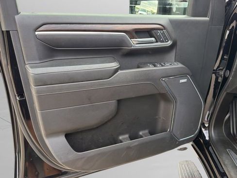 Used 2024 GMC Sierra 3500 SLT w/ SLT Premium Package image 11