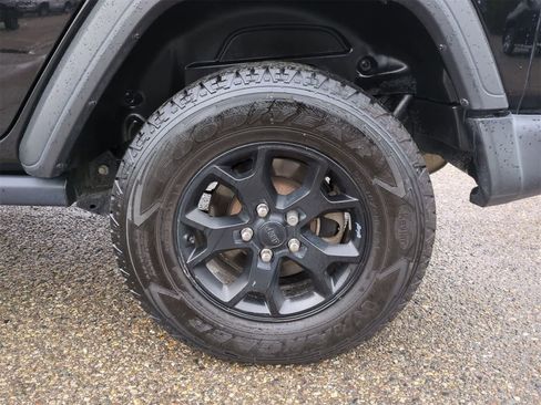 Certified 2021 Jeep Wrangler Unlimited Sport image 13