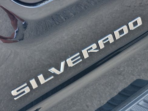 Used 2026 Chevrolet Silverado 1500 ZR2 AWD/4WD image 12