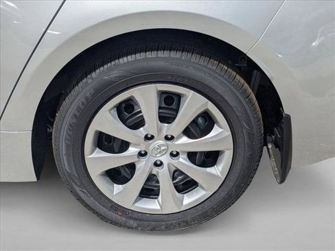 Used 2026 Toyota Corolla LE FWD image 9