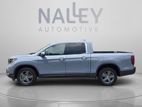 Used 2023 Honda Ridgeline RTL-E image 2