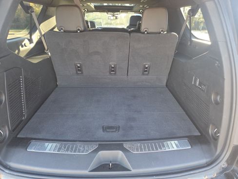 Used 2022 GMC Yukon XL Denali image 25