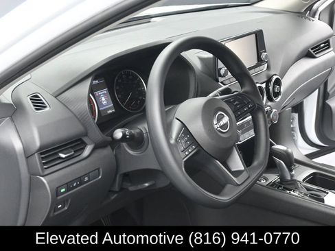 Used 2025 Nissan Sentra S FWD image 14
