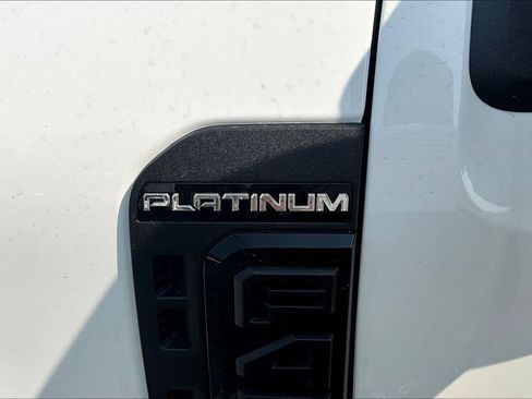 New 2026 Ford F450 Platinum w/ FX4 Off-Road Package AWD/4WD image 9