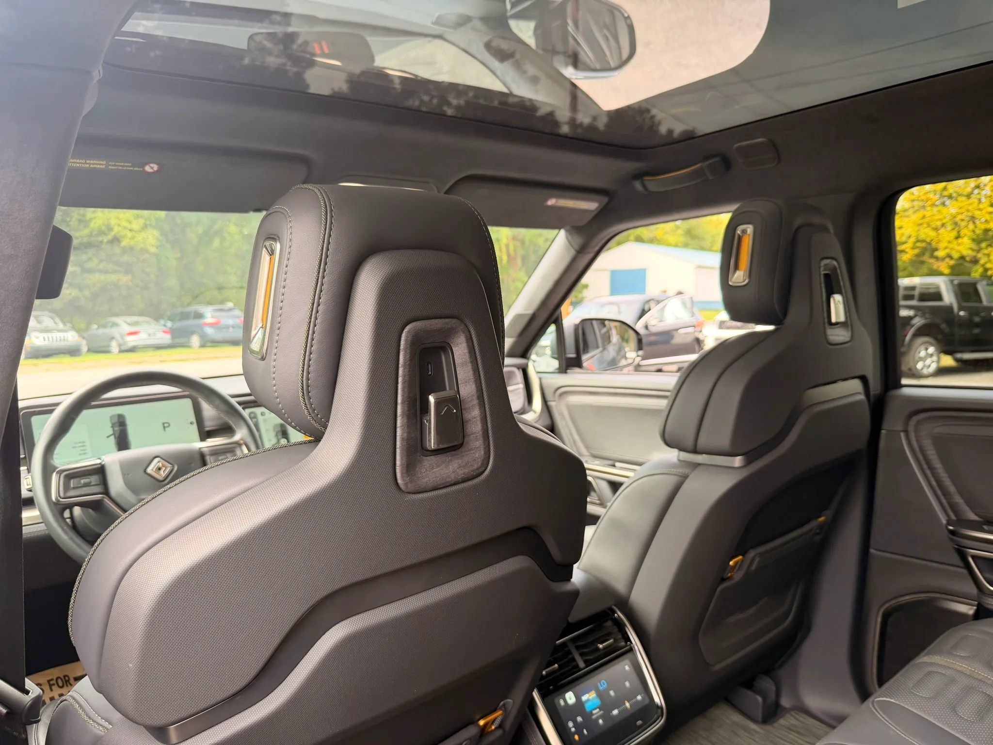 Used 2022 Rivian R1T Adventure AWD/4WD image 61