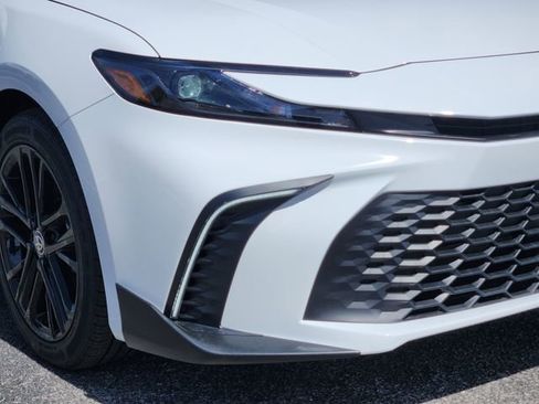 New 2026 Toyota Camry SE image 6