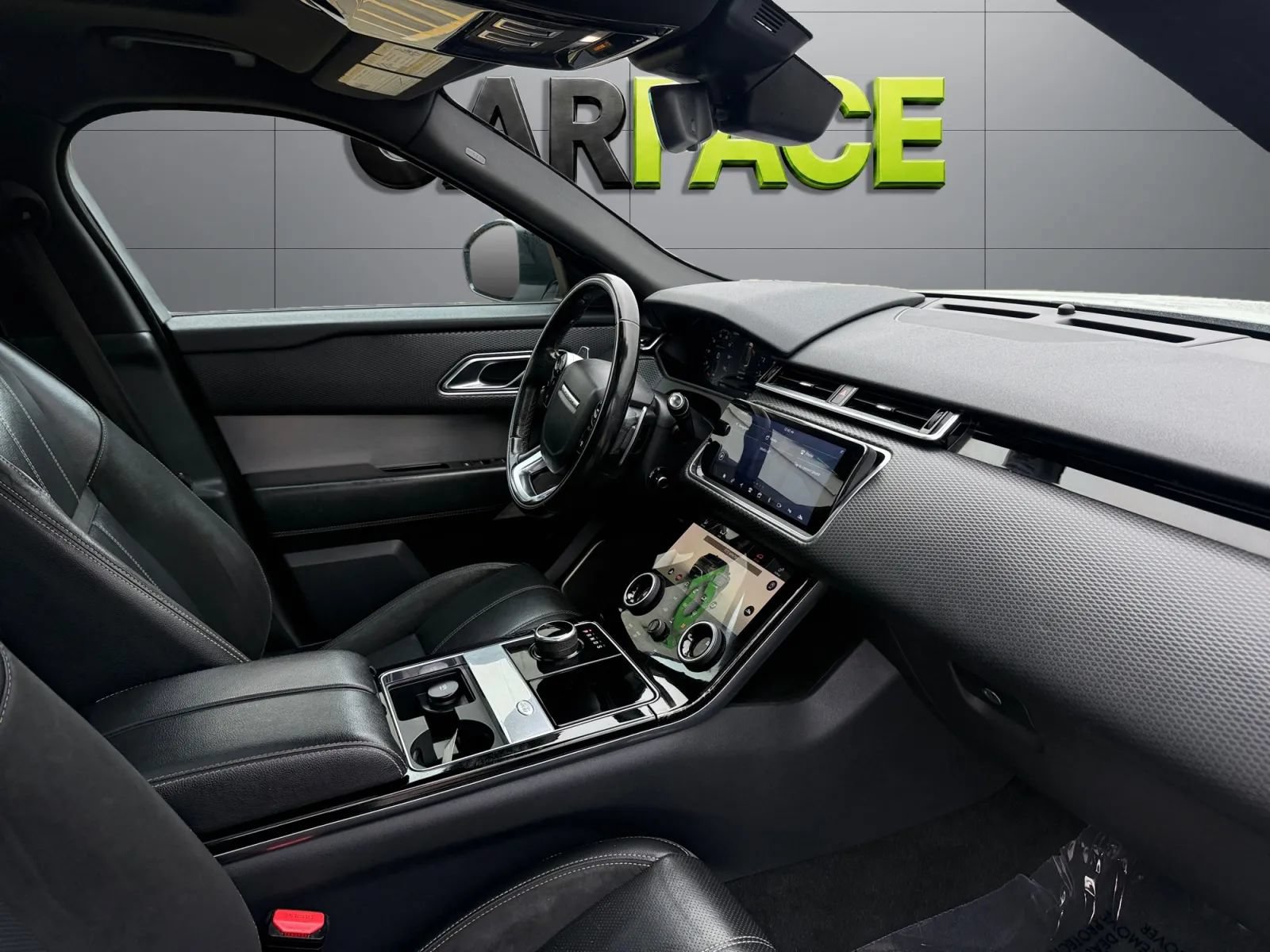 Used 2018 Land Rover Range Rover Velar R-Dynamic SE AWD/4WD image 23