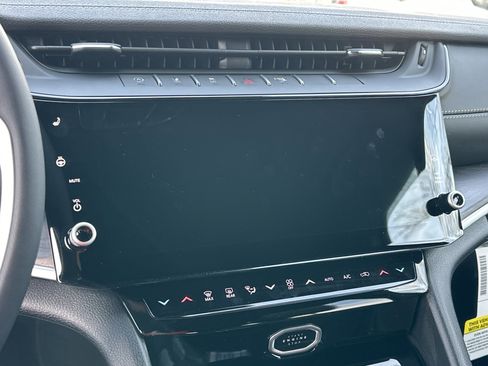 New 2026 Jeep Grand Cherokee Limited AWD/4WD image 6