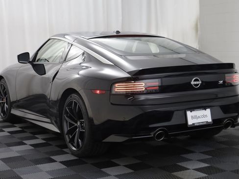 Used 2024 Nissan Z Performance w/ Floor Mat Package RWD image 15