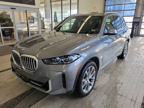 Used 2026 BMW X5 xDrive40i w/ Premium Package AWD/4WD image 1