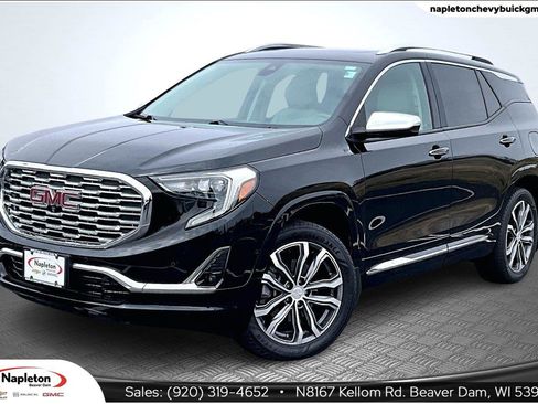 Used 2020 GMC Terrain Denali w/ Denali Premium Package AWD/4WD image 1