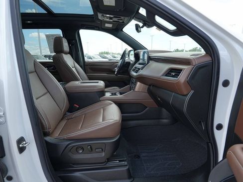 Used 2022 Chevrolet Tahoe High Country AWD/4WD image 22