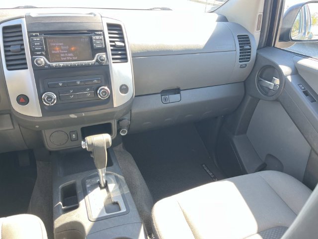 Used 2015 Nissan Xterra S w/ Value Package RWD image 12