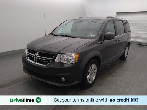 Used 2019 Dodge Grand Caravan SXT FWD image 1